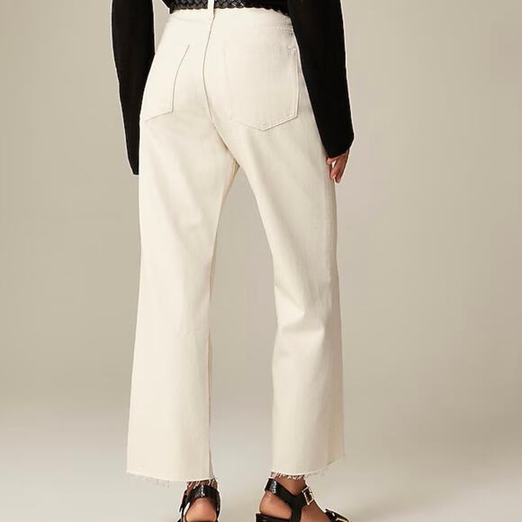 J Crew Women's Mid Rise Relaxed Kickout Jean Size 30 Ecru Beige Cropped - Picture 7 of 16